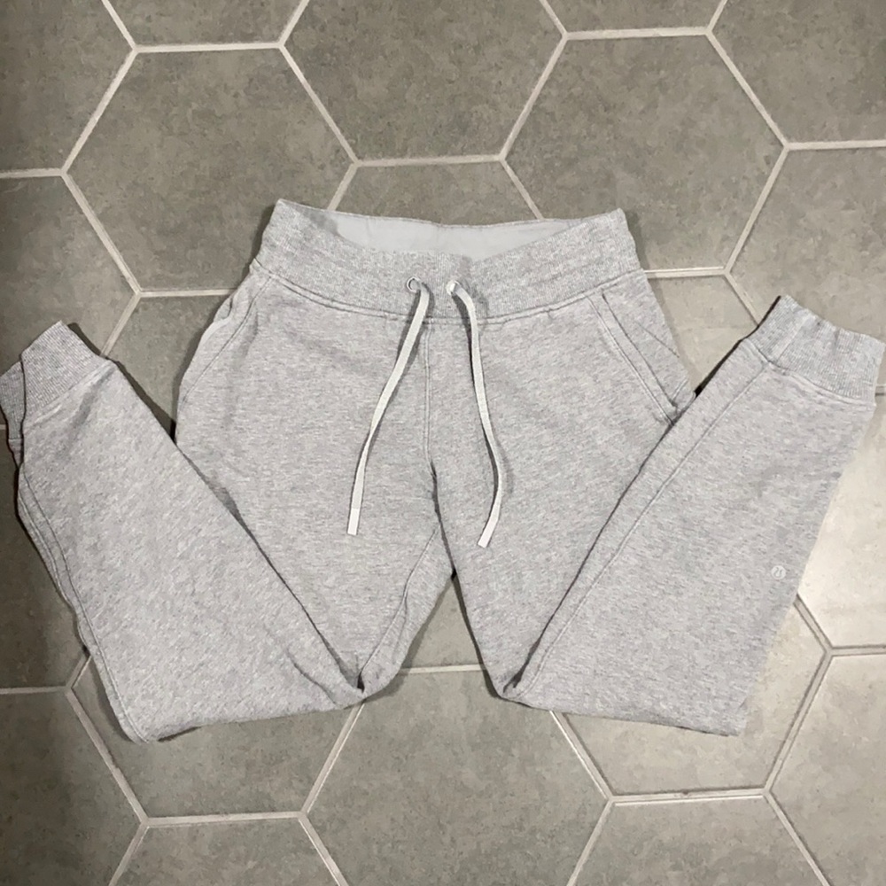 Lululemon Ready to Rulu Joggers